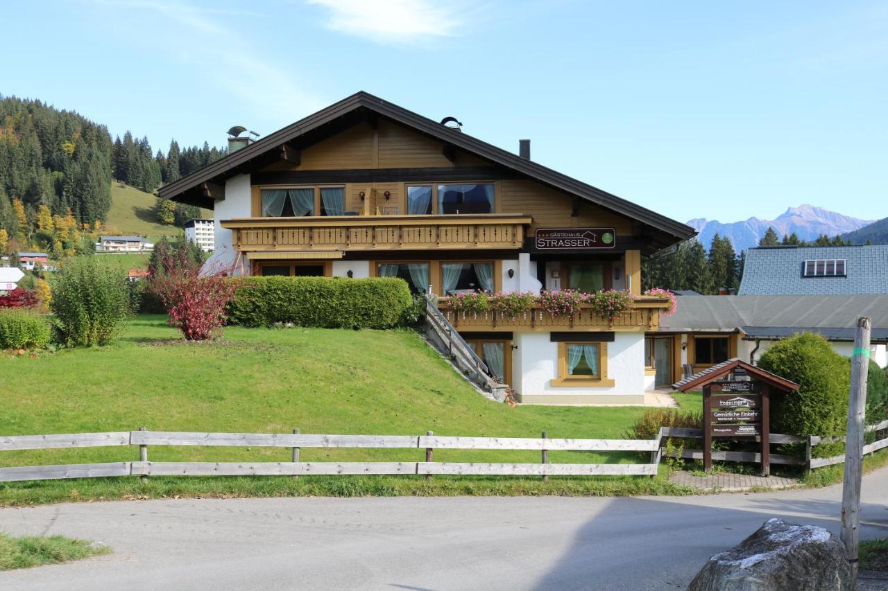 Gaestehaus Strasser Riezlern Esterno foto