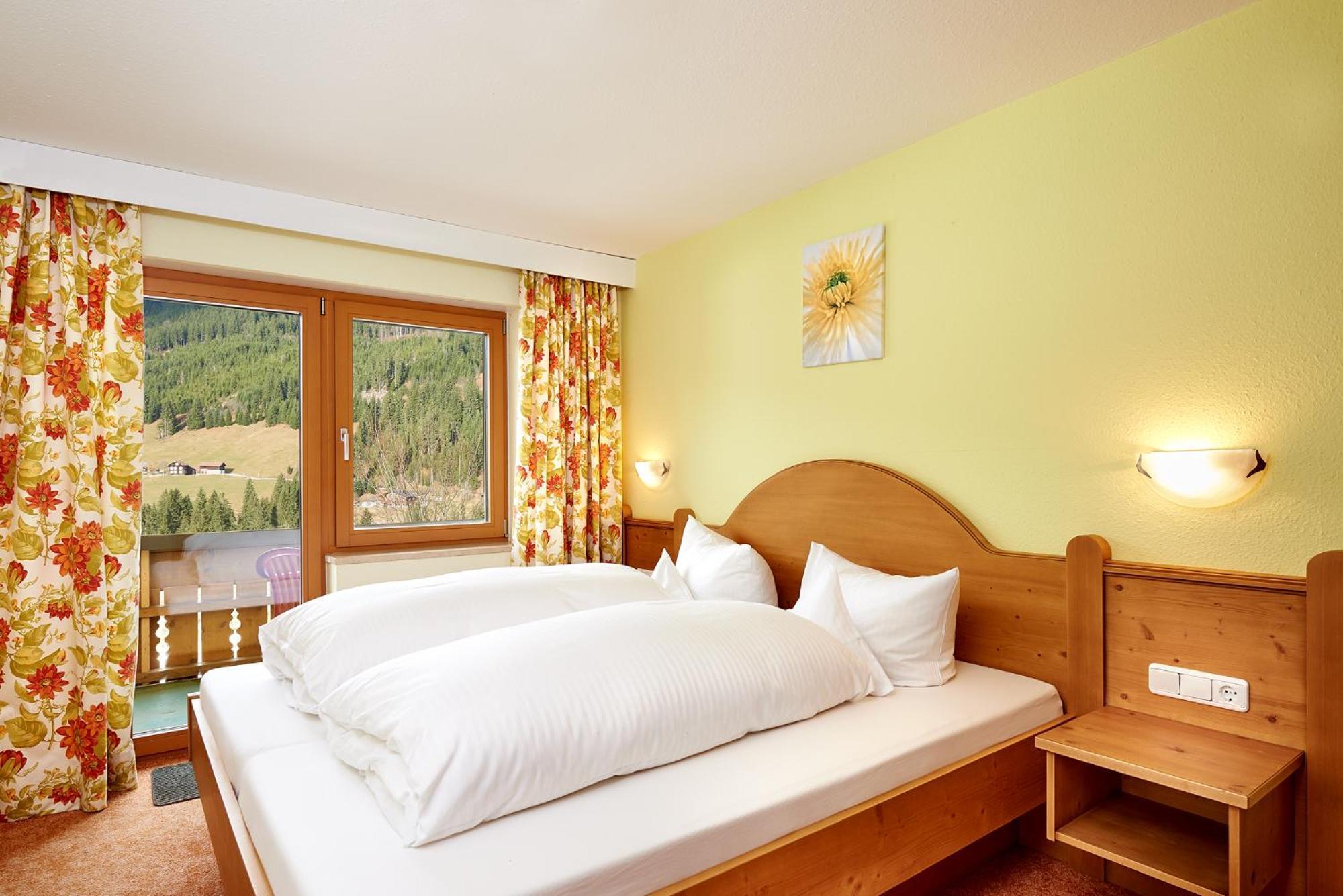 Gaestehaus Strasser Riezlern Esterno foto